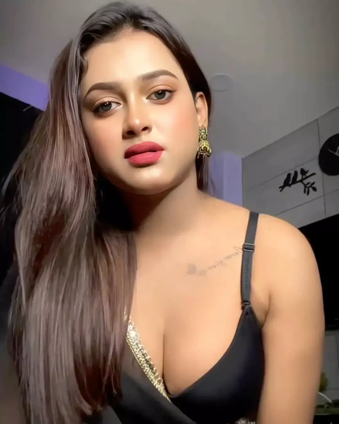 Priya Model Escorts