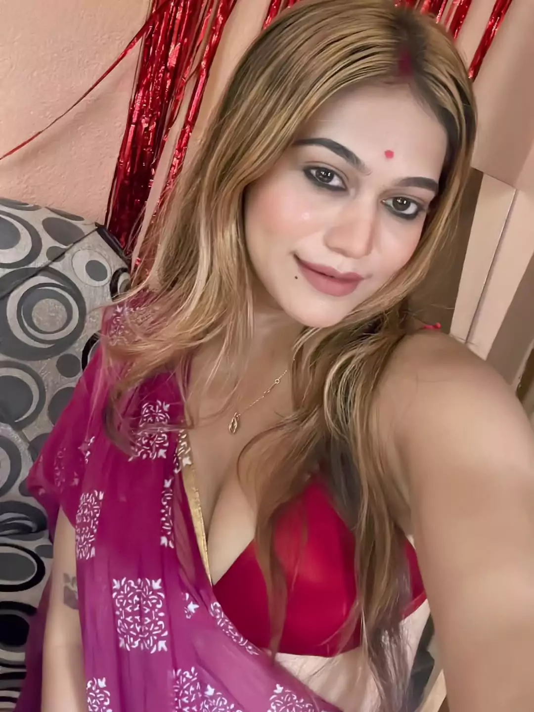Sujata Housewife Escort