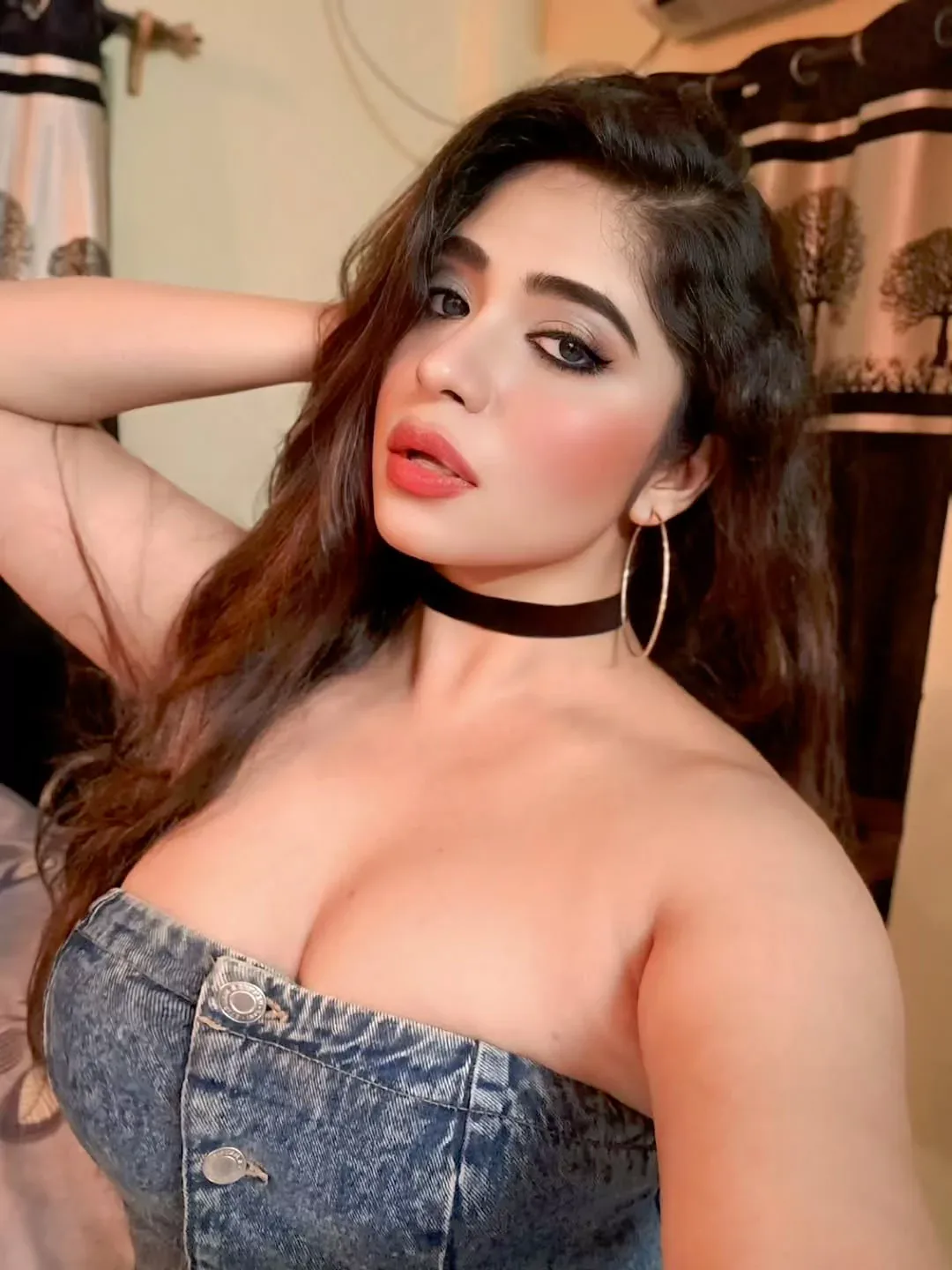 Piyali Teen Escort