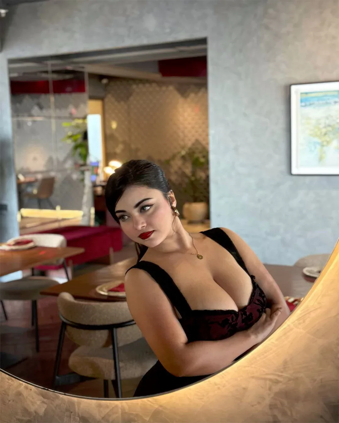 Dipali College Teen Escort
