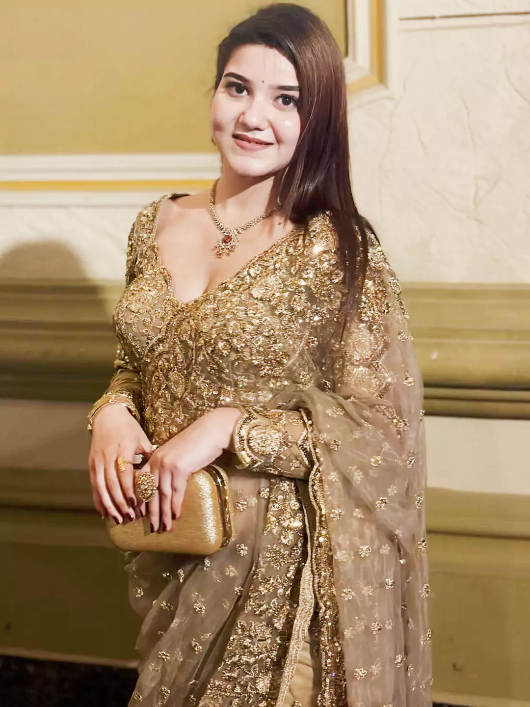 Aanchal Model Call Girl in Kolkata